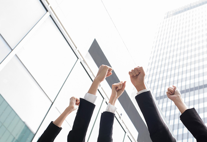 使命：多元體驗(yàn)創(chuàng)造價(jià)值，為團(tuán)隊(duì)賦能，協(xié)助客戶取得更多成就；