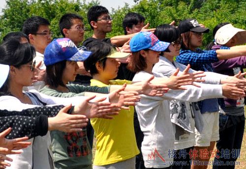 三山島拓展："同一個(gè)視覺(jué)，同一個(gè)世界"核舟“向日葵”主題式拓展訓(xùn)練報(bào)道